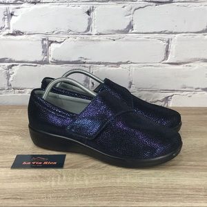 Alegria Lauryn Cosmos Metallic Slip On Shoes 42